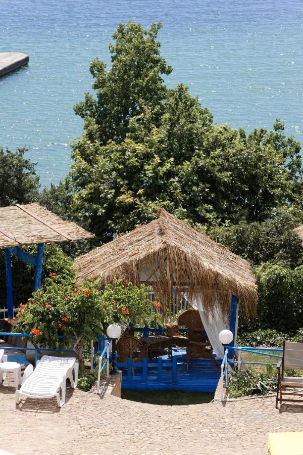 Hotel Iceberg Balchik Extérieur photo