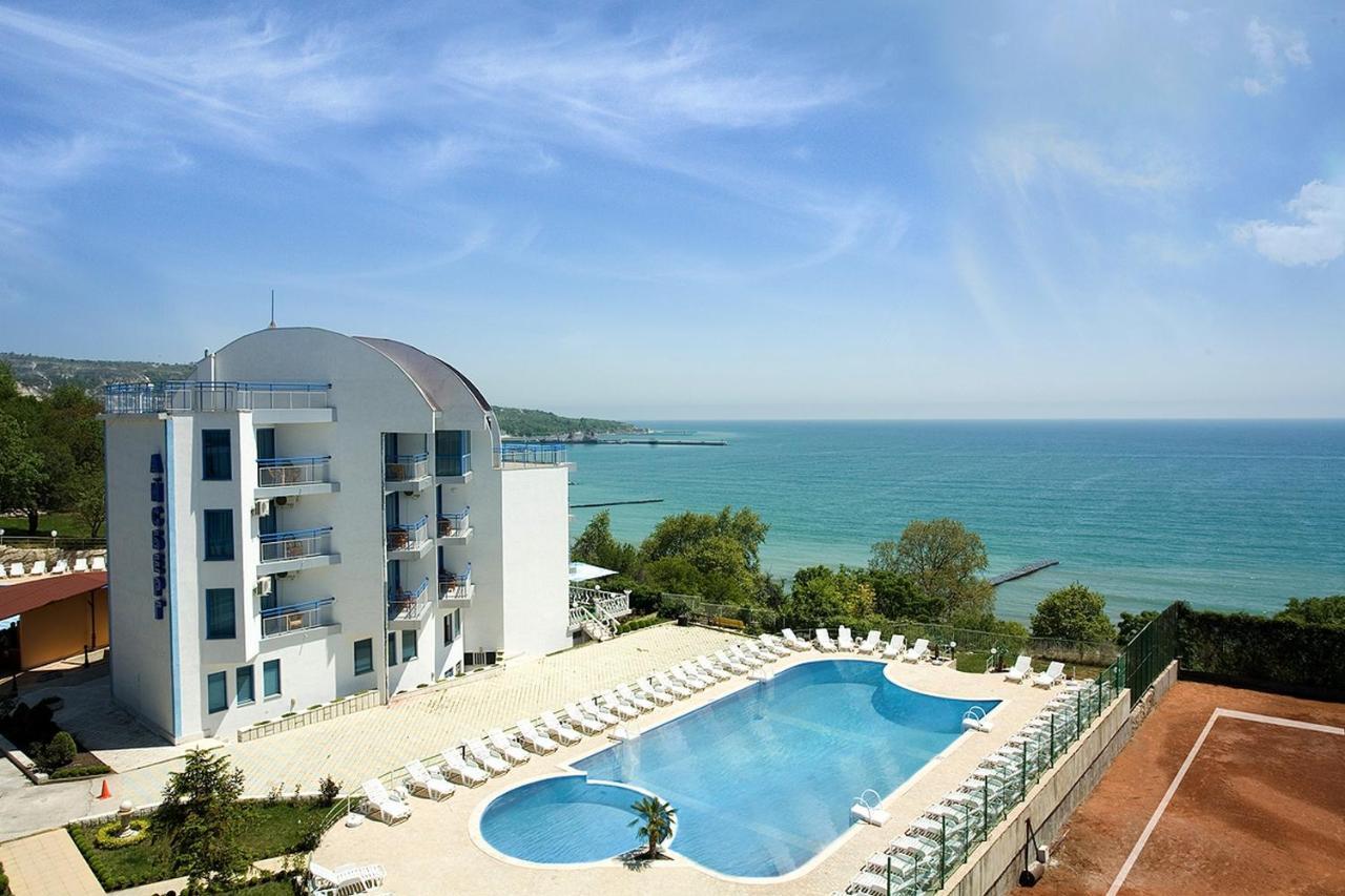 Hotel Iceberg Balchik Extérieur photo