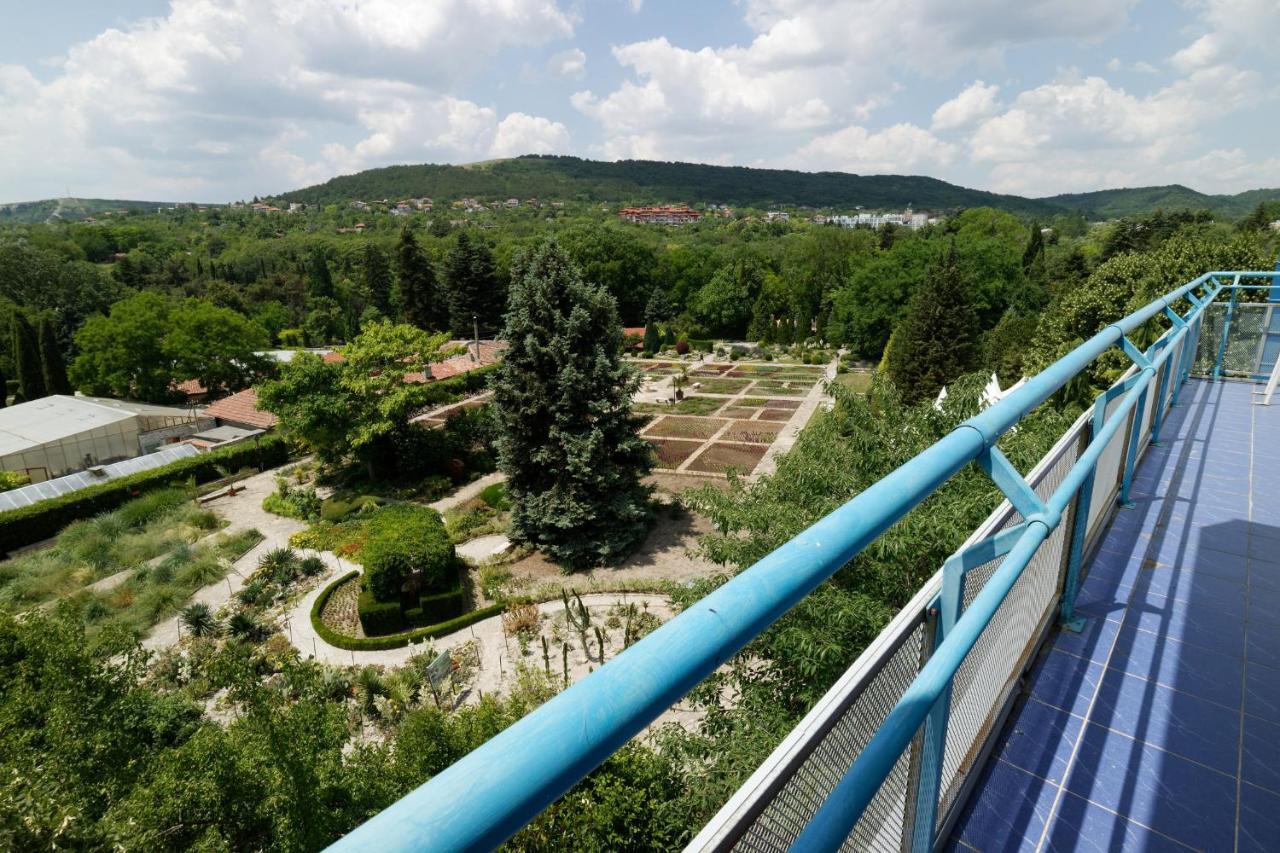 Hotel Iceberg Balchik Extérieur photo